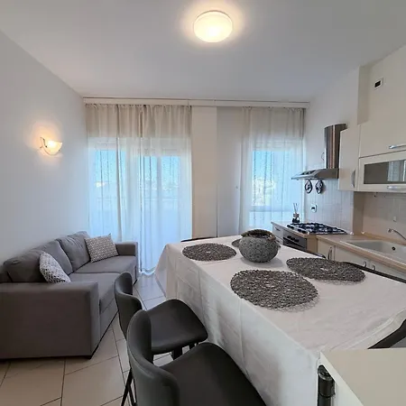 Nievo-ceccarini Pedonale Flexrent - Immobiliare Abissinia