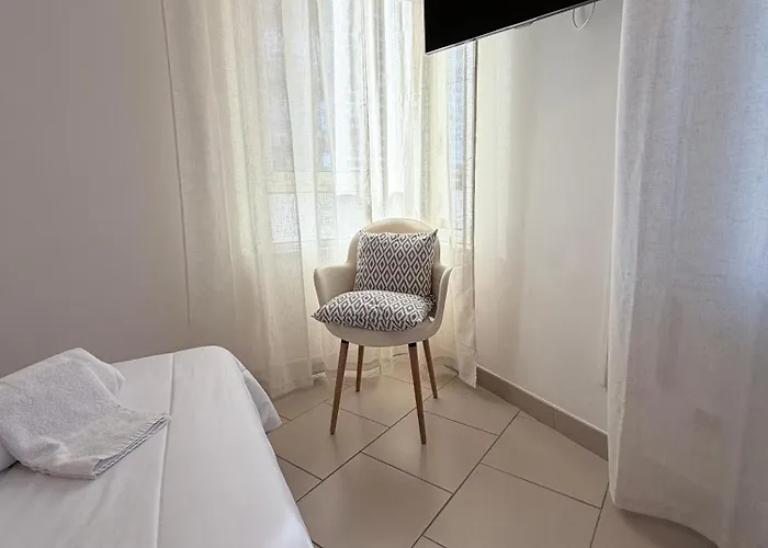 Nievo-ceccarini Pedonale Flexrent - Immobiliare Abissinia *