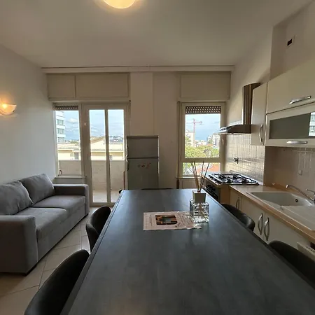 Nievo-ceccarini Pedonale Flexrent - Immobiliare Abissinia 아파트 리치오네