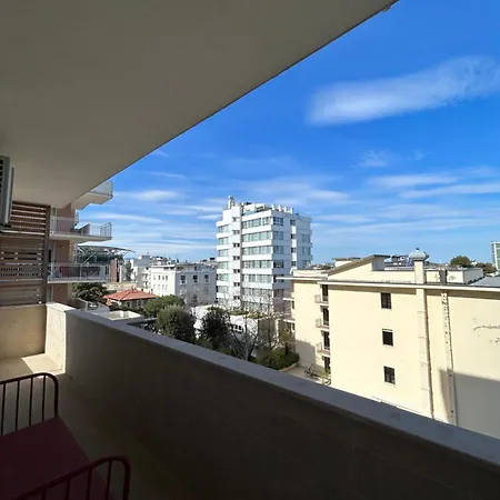 Nievo-ceccarini Pedonale Flexrent - Immobiliare Abissinia * Riccione