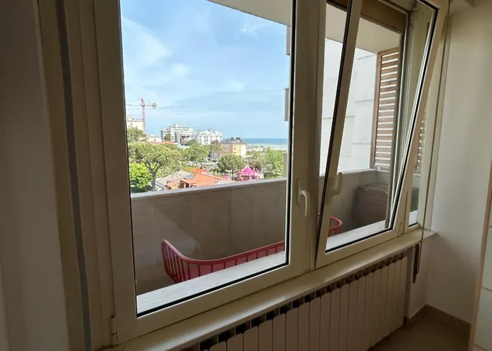 Nievo-ceccarini Pedonale Flexrent - Immobiliare Abissinia * Riccione